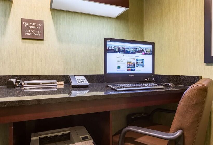호텔 Hampton Inn Bremeni20