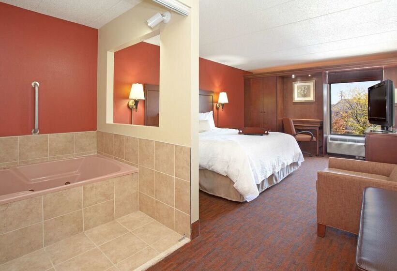 هتل Hampton Inn Cincinnati/kings Island