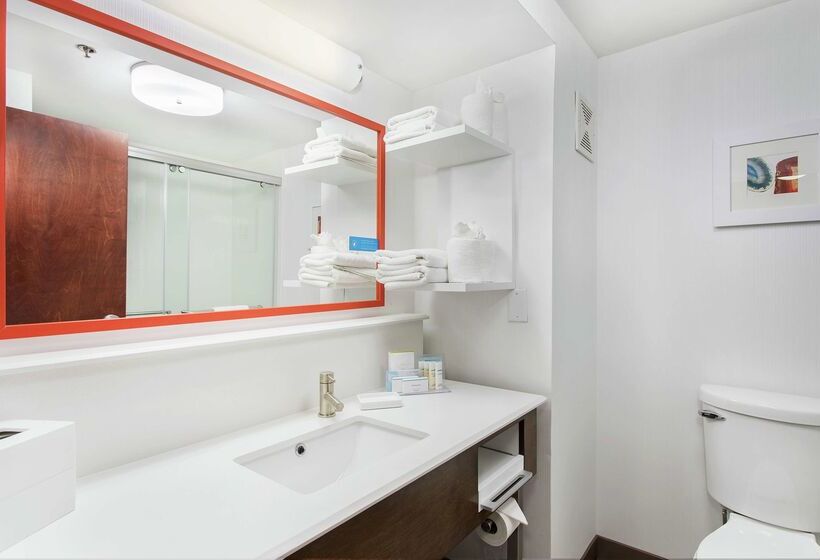 هتل Hampton Inn Cullman