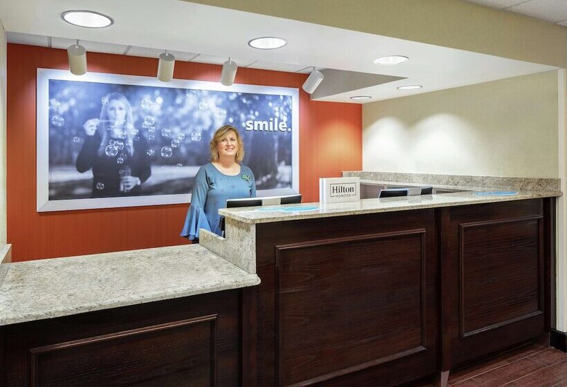 هتل Hampton Inn Dallasirvinglas Colinas