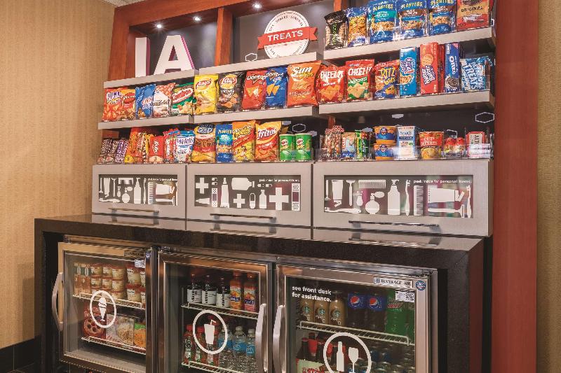 هتل Hampton Inn Des Moinesairport