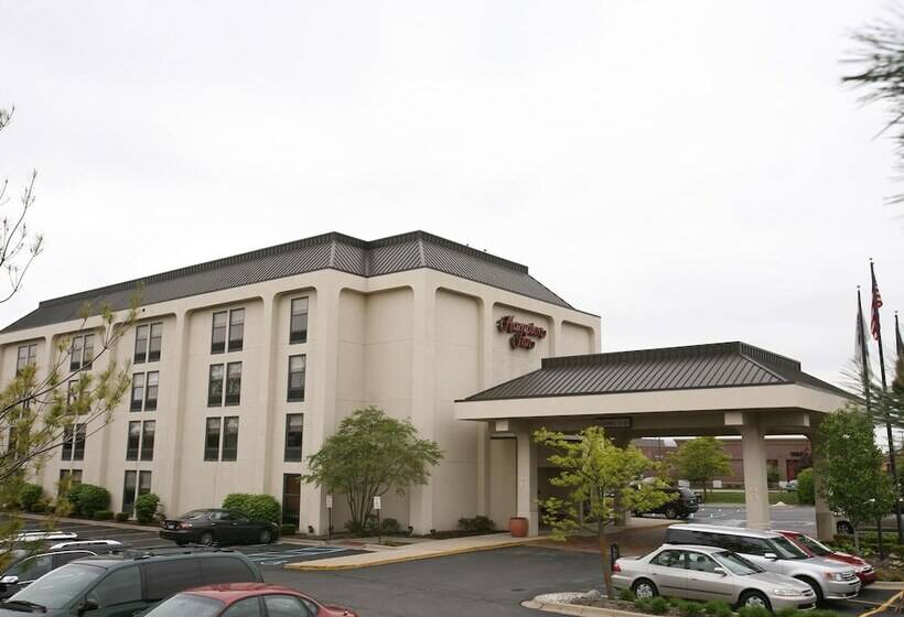 Отель Hampton Inn Detroit/northville