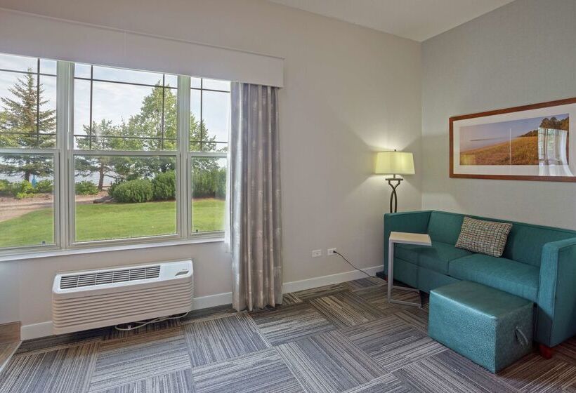 هتل Hampton Inn Duluth Canal Park