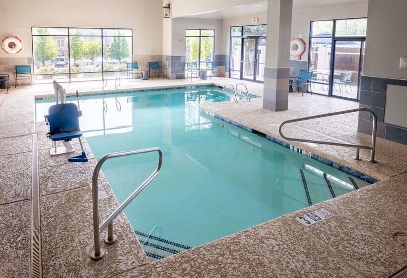 هتل Hampton Inn Durango