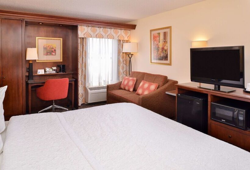 هتل Hampton Inn Elkhart In