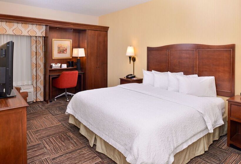 هتل Hampton Inn Elkhart In