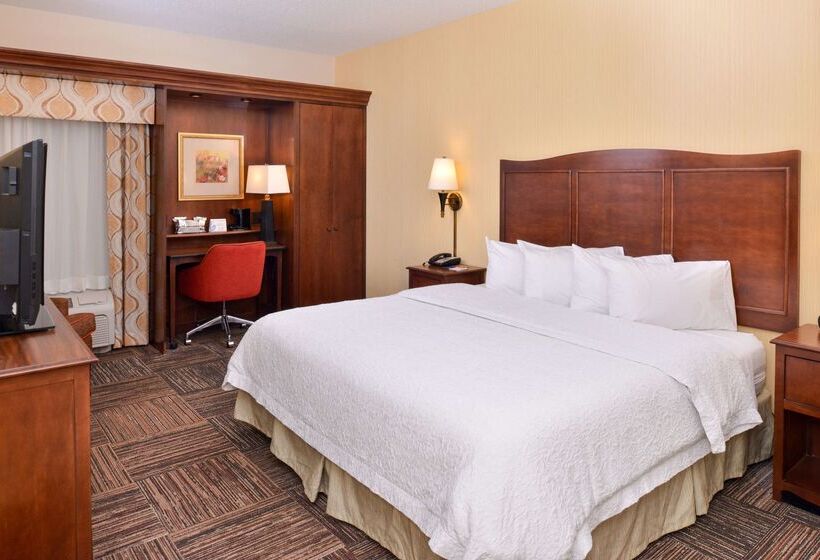 هتل Hampton Inn Elkhart