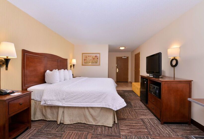 هتل Hampton Inn Elkhart