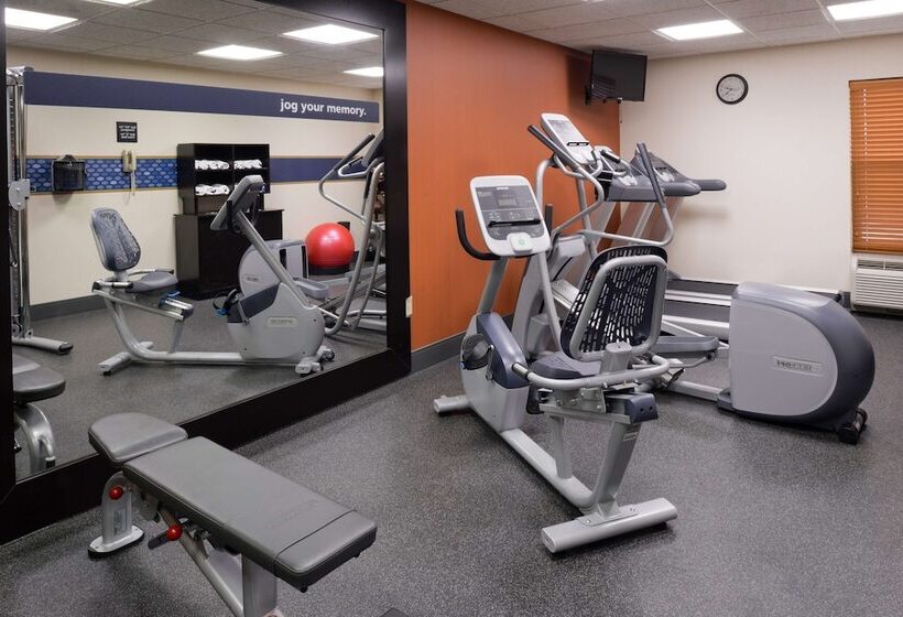 هتل Hampton Inn Elkhart In