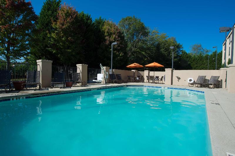 هتل Hampton Inn Gainesville