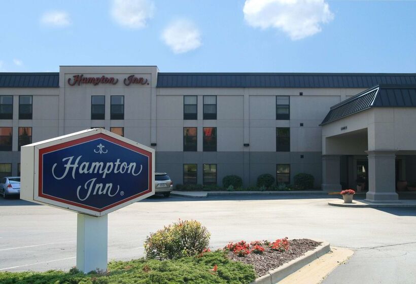 هتل Hampton Inn Grand Rapids North