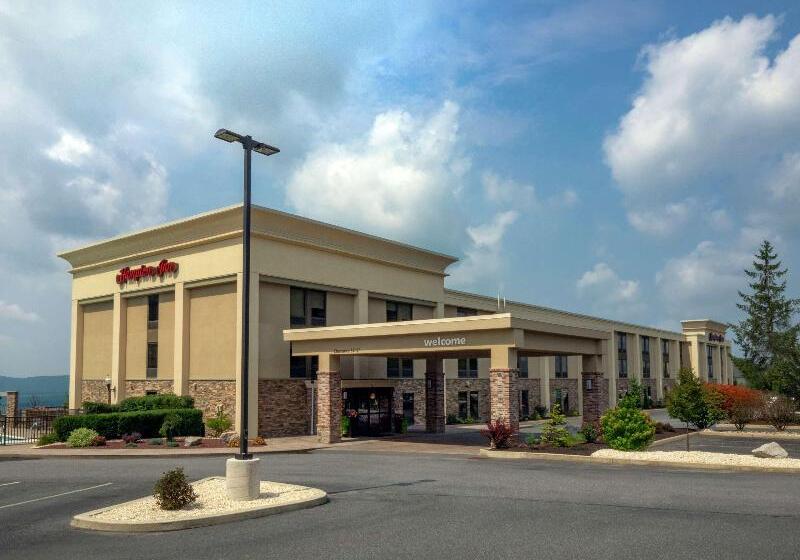 فندق Hampton Inn Hazleton