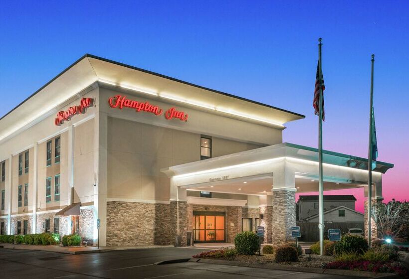 هتل Hampton Inn Hixson