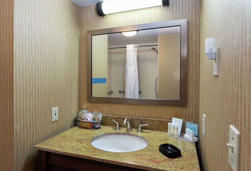 호텔 Hampton Inn Houma