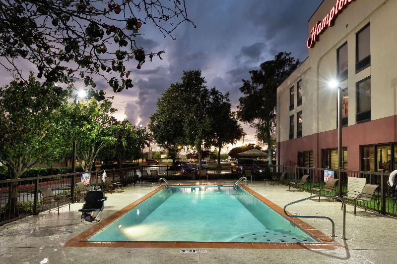 هتل Hampton Inn Houma