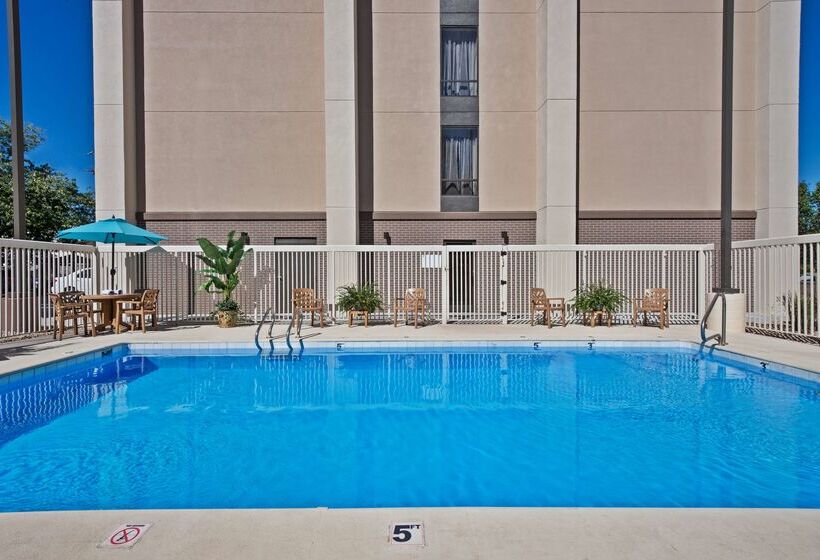 هتل Hampton Inn Huntington/barboursville