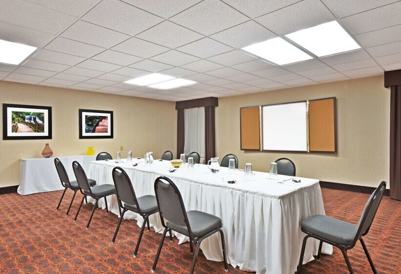 هتل Hampton Inn Huntington/barboursville