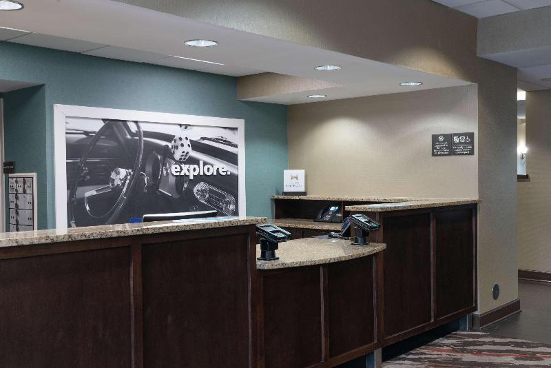 هتل Hampton Inn Madison Huntsville Airport