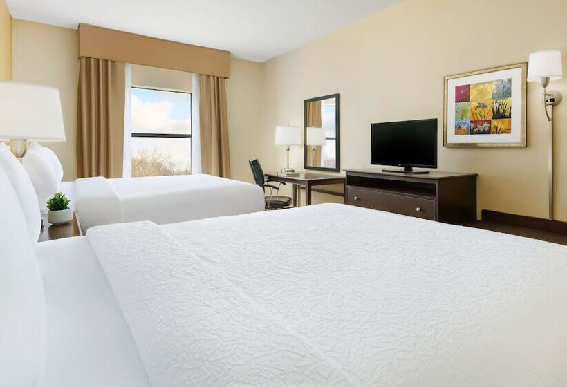 Отель Hampton Inn Jackson