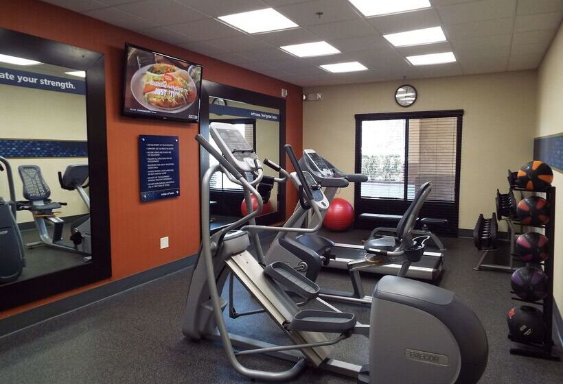 هتل Hampton Inn Jackson/clinton