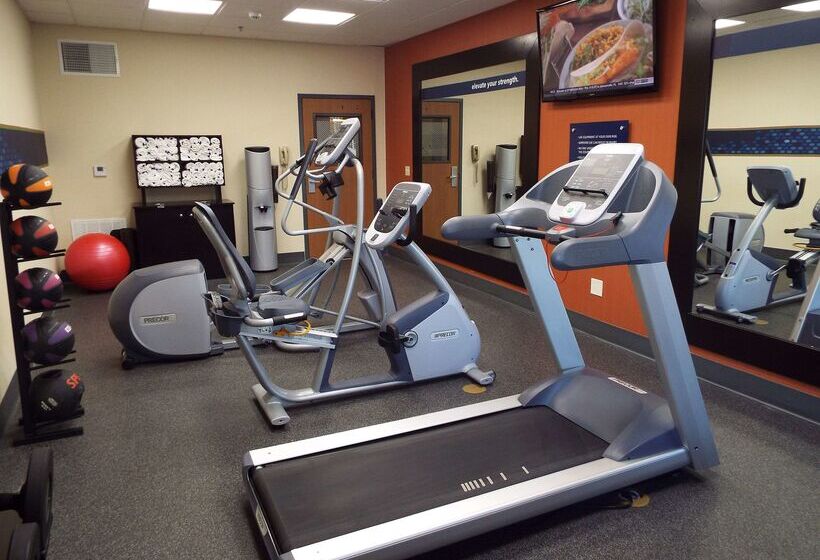 هتل Hampton Inn Jackson/clinton