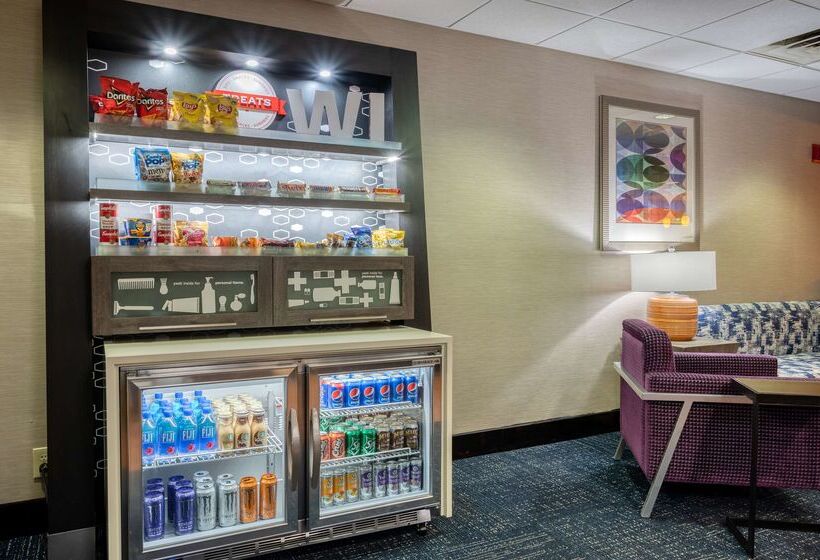 فندق Hampton Inn Janesville