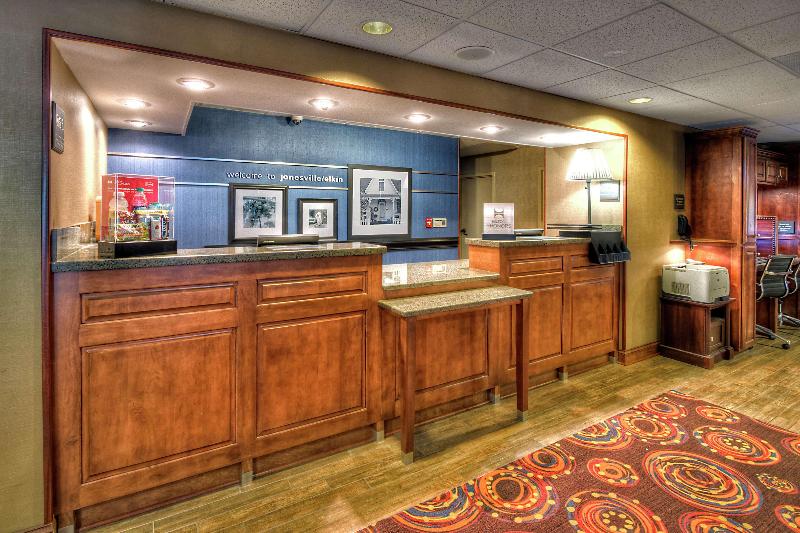 בית מלון כפרי Hampton Inn Jonesville Elkin