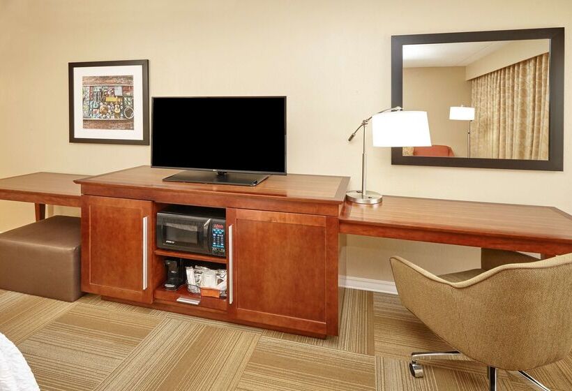 בית מלון כפרי Hampton Inn Lafayette
