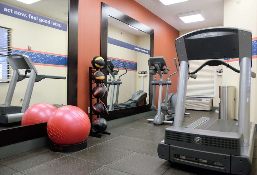 호텔 Hampton Inn Lima