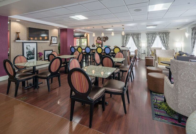 בית מלון כפרי Hampton Inn Livermore