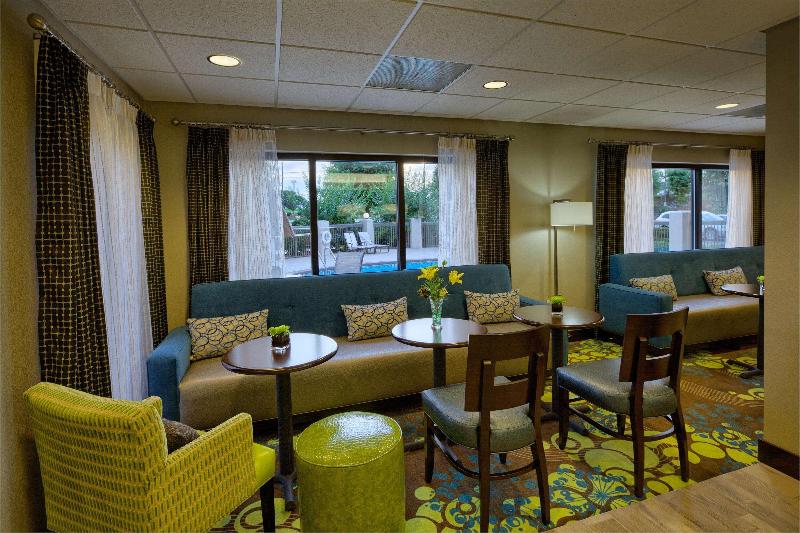 ホテル Hampton Inn Mebane