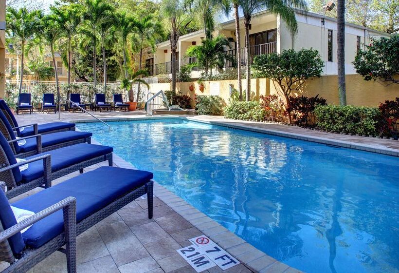 هتل Hampton Inn Miami Coconut Grove/coral Gables