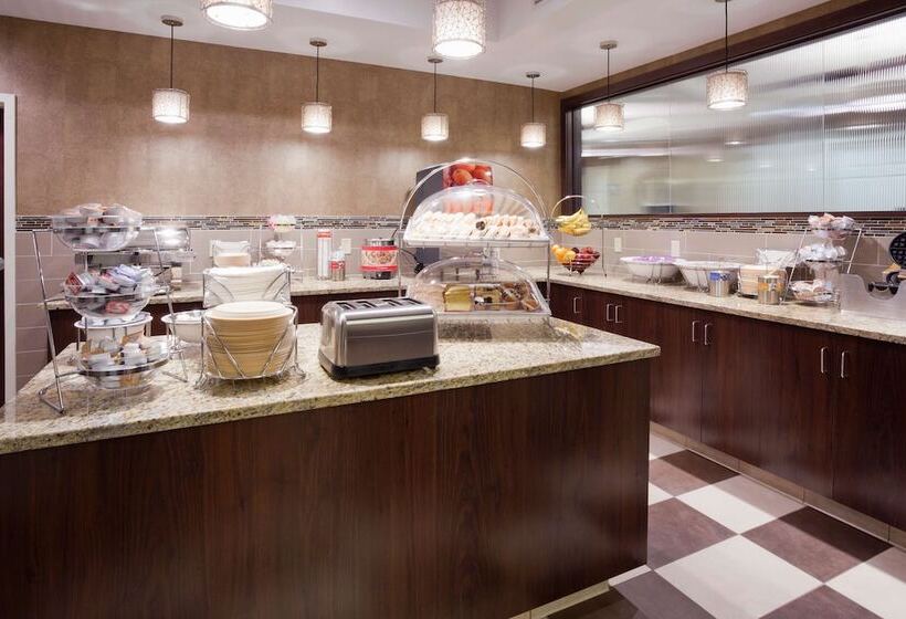 ホテル Hampton Inn Minneapolis Nw Maple Grove