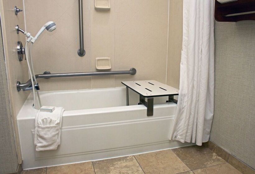 هتل Hampton Inn Norfolk/chesapeake