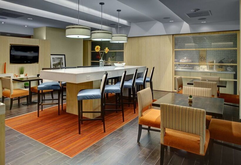 酒店 Hampton Inn Richmondsouthwesthull Street