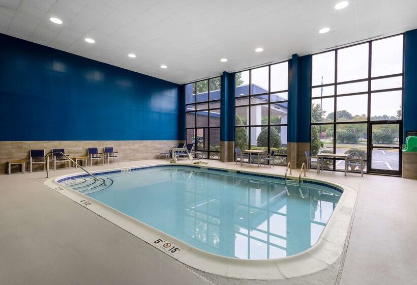 酒店 Hampton Inn Richmondsouthwesthull Street