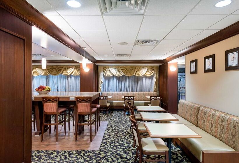 فندق Hampton Inn Roanoke/hollins  I81