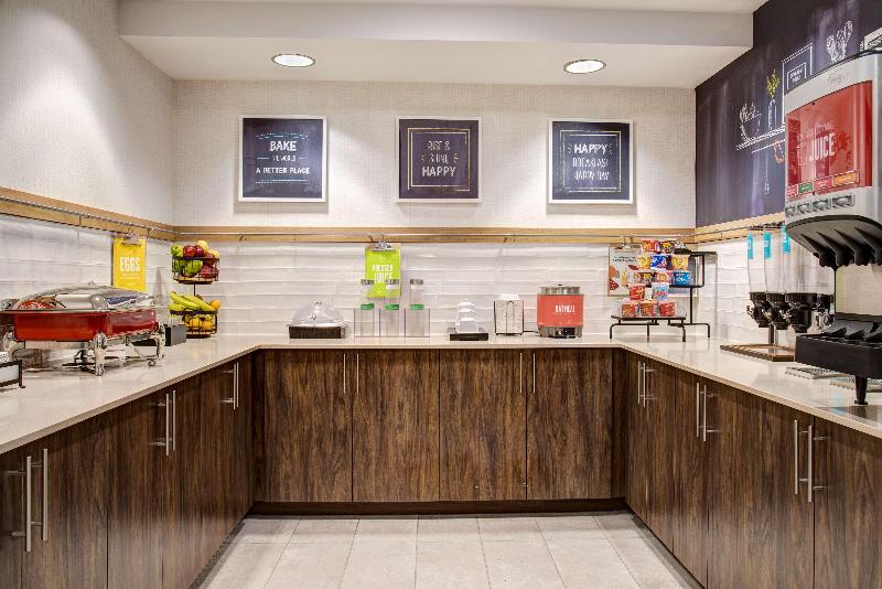 هتل Hampton Inn Rochester South