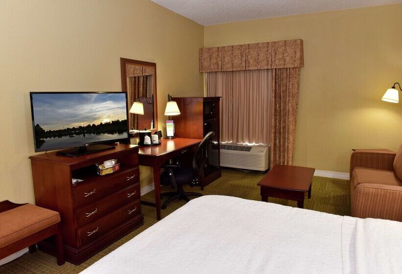 هتل Hampton Inn Ruston