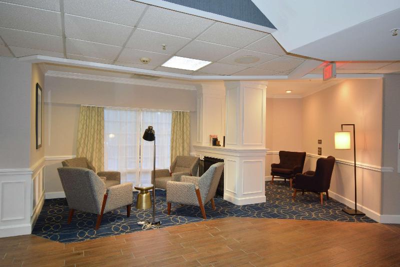 هتل Hampton Inn Salem Eastelectric Road