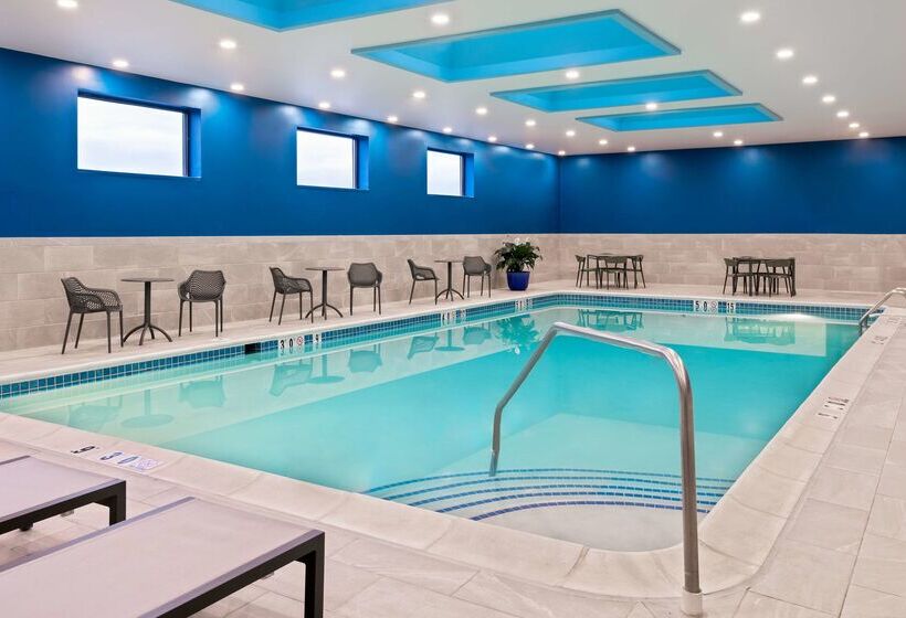 فندق Hampton Inn Salisbury