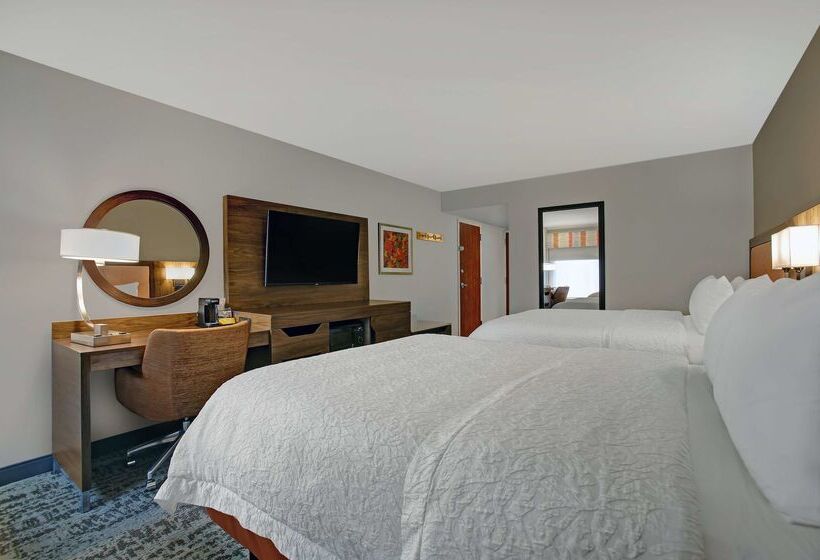ホテル Hampton Inn Salisbury