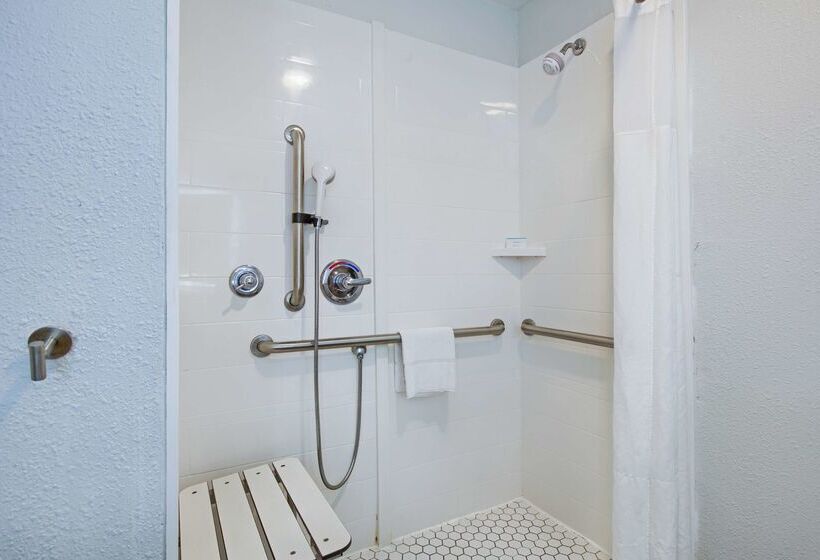 בית מלון כפרי Hampton Inn Slidell