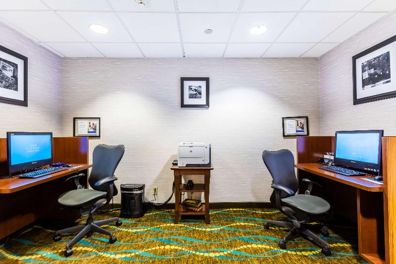 هتل Hampton Inn St. Charles St. Peters