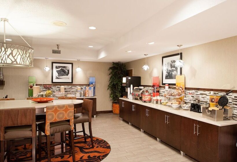 فندق Hampton Inn St. Louis/chesterfield