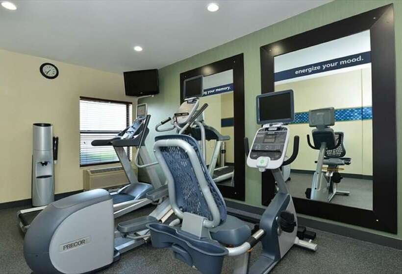 酒店 Hampton Inn Sturgislagrange Area