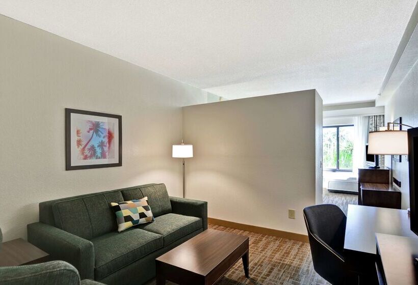 هتل Hampton Inn & Suites Boynton Beach