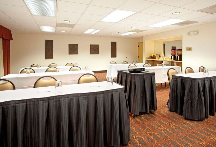 هتل Hampton Inn & Suites El Pasoairport