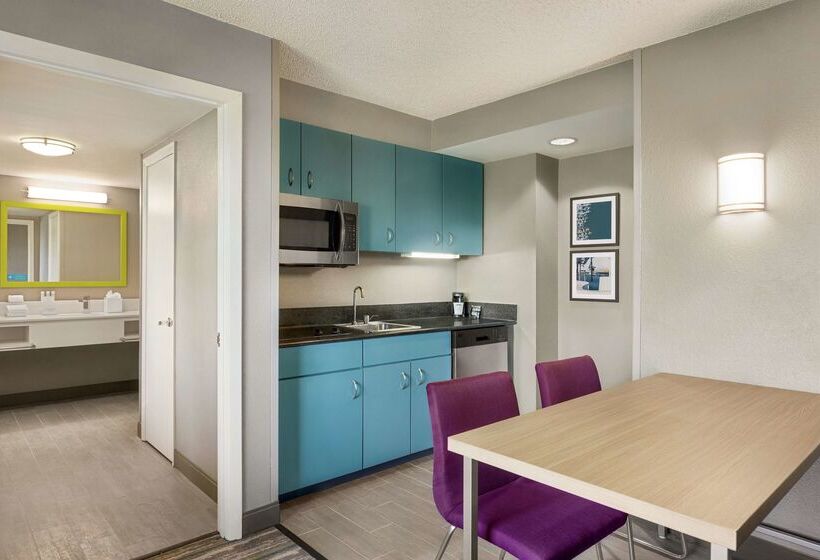 هتل Hampton Inn & Suites Ft. Lauderdale Arpt/south Cruise Port