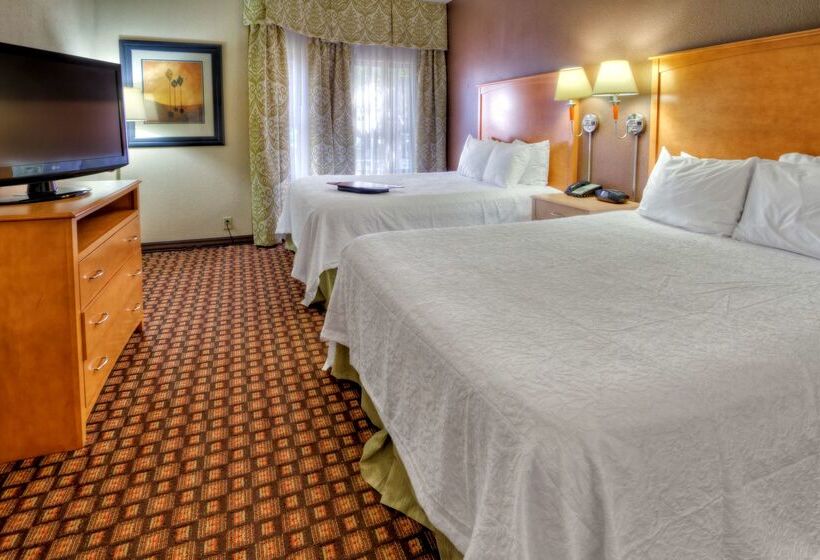 هتل Hampton Inn & Suites Nashvillevanderbiltelliston Place